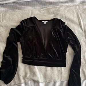Long sleeve crop top